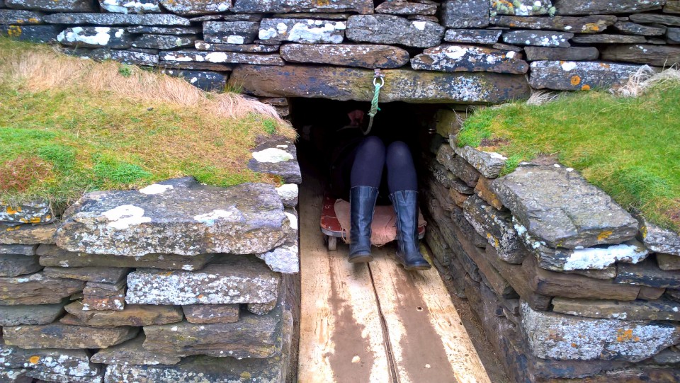 Tomb of the Eagles (Chambered Cairn) by carol27