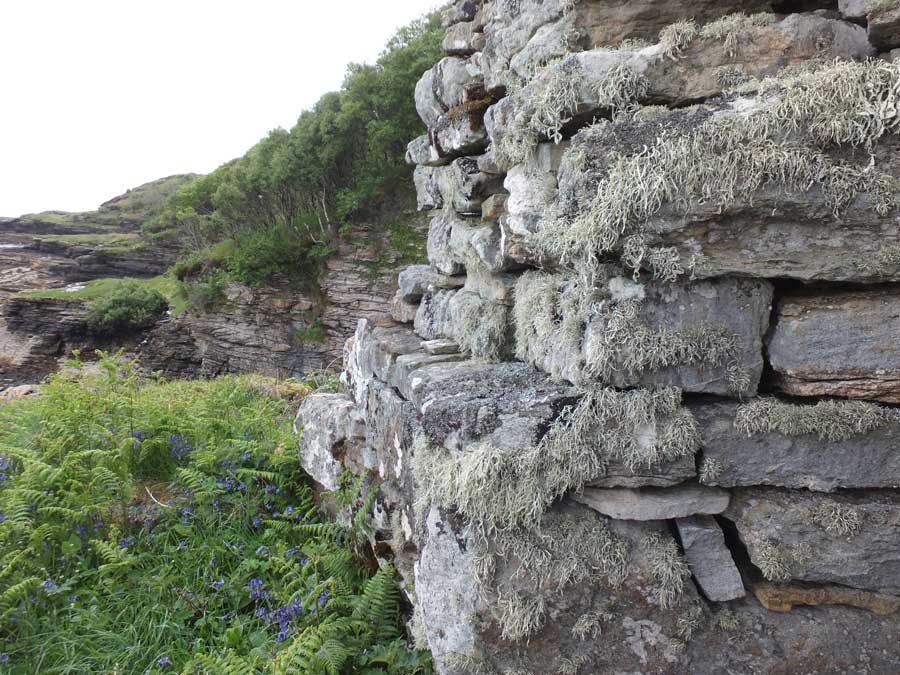 Dun Grugaig (Stone Fort / Dun) by LesHamilton