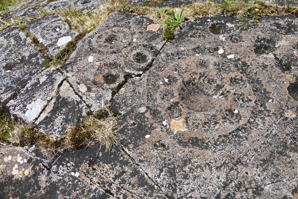 Ormaig (Cup and Ring Marks / Rock Art) by tjj
