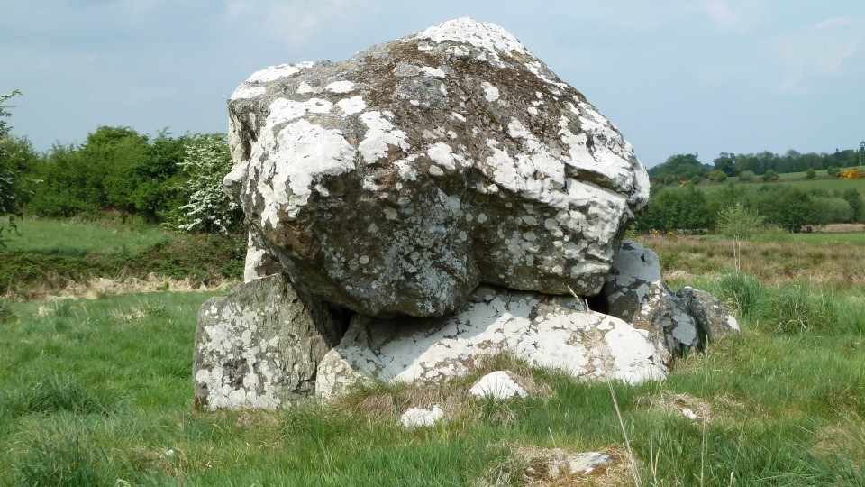 Cleenrath or Cleenrah (Portal Tomb) by Nucleus