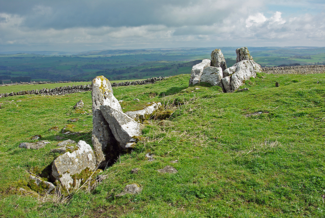 Five Wells (Chambered Tomb) by Zeb