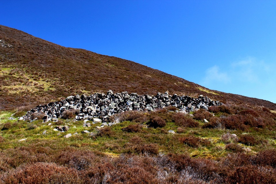 Craig A' Bhlair (Chambered Cairn) by GLADMAN