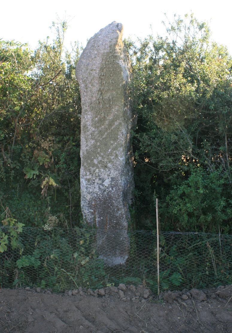 Gun Rith Menhir (Standing Stone / Menhir) by postman