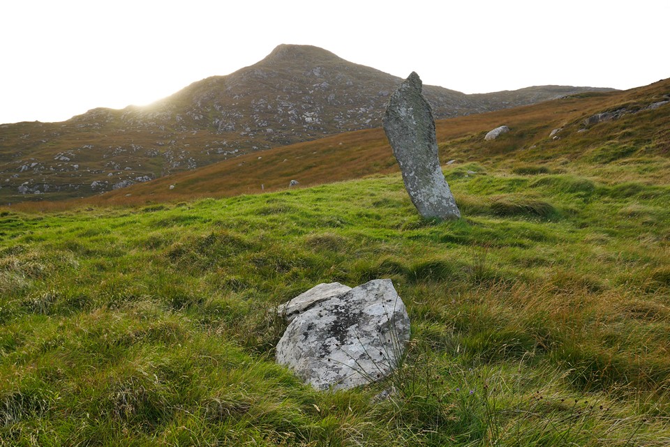 Breibhig (Standing Stone / Menhir) by thelonious