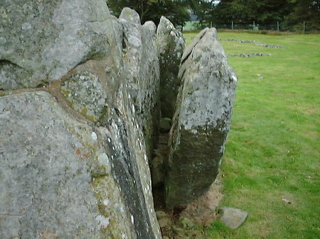 Loanhead of Daviot (Stone Circle) by Chris