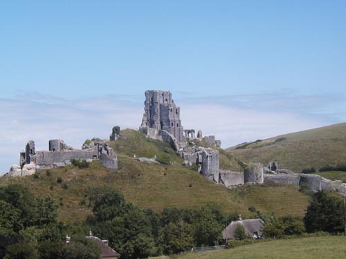Corfe Castle (Sacred Hill) by rdavymed