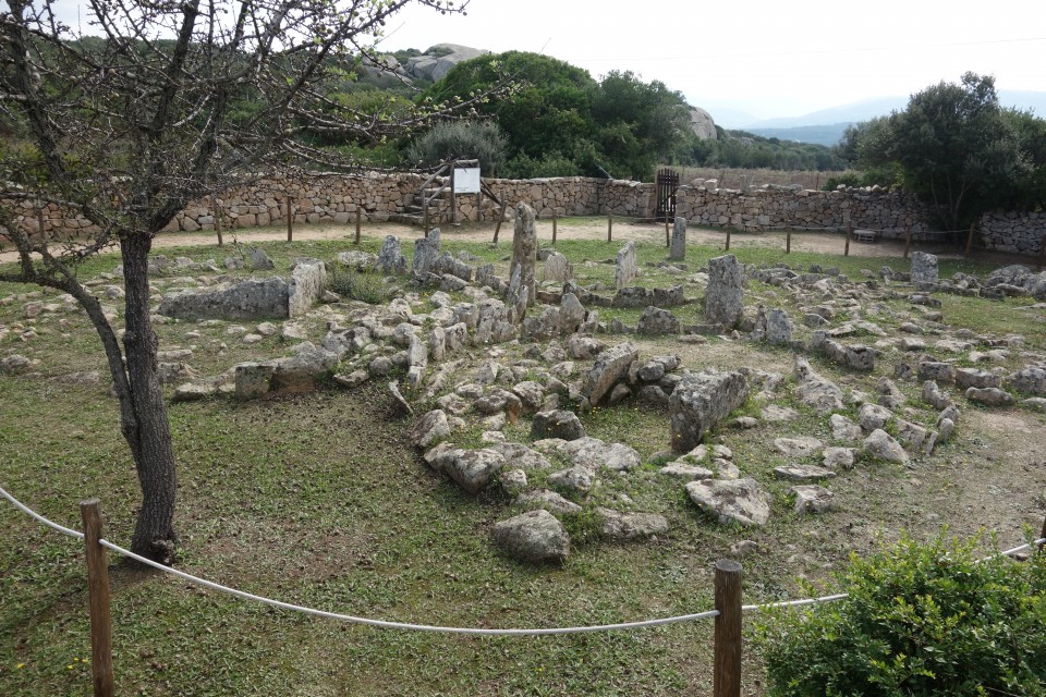 Li Muri (Megalithic Cemetery) by costaexpress