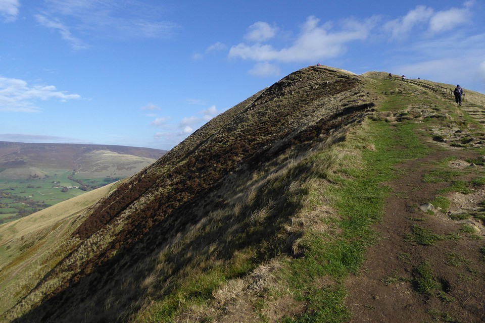 Mam Tor (Hillfort) by thesweetcheat