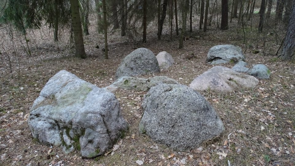 Lüdelsen 4 (Chambered Tomb) by Nucleus