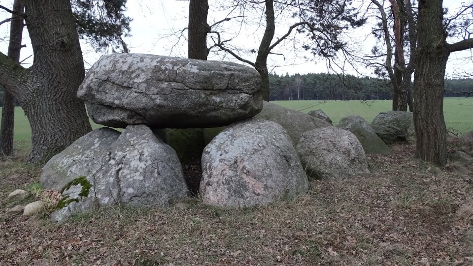 Nettgau (Chambered Tomb) by Nucleus