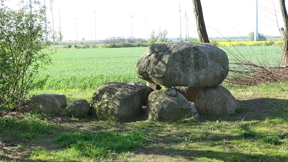 Körbelitz (Chambered Tomb) by Nucleus