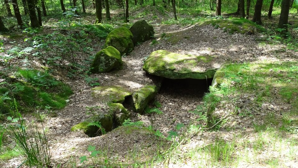 Horneburg 4 (Passage Grave) by Nucleus