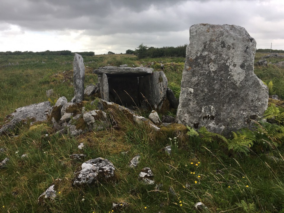 Creevagh (Wedge Tomb) by ryaner