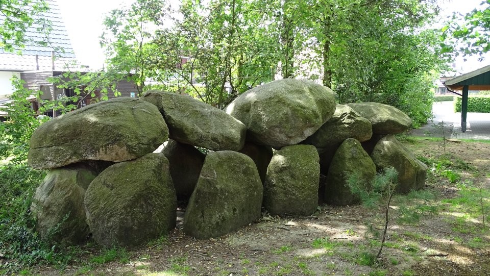 Westerwanna 11 (Chambered Tomb) by Nucleus