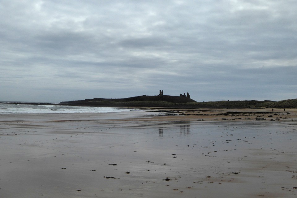 Dunstanburgh Castle (Promontory Fort) by thesweetcheat