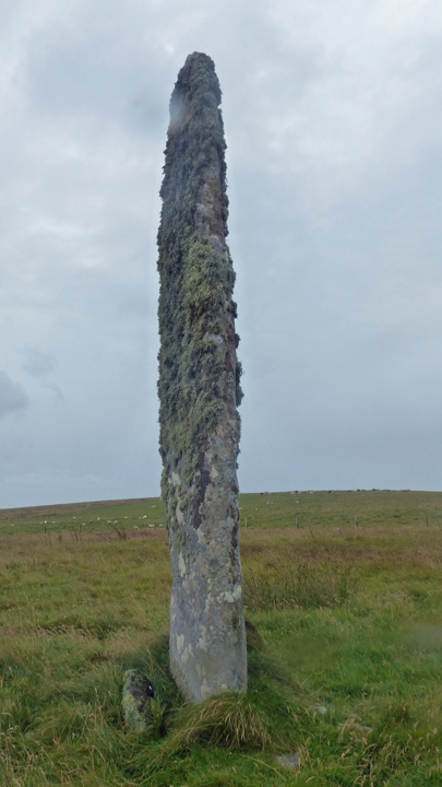 Stone of Setter (Standing Stone / Menhir) by wideford