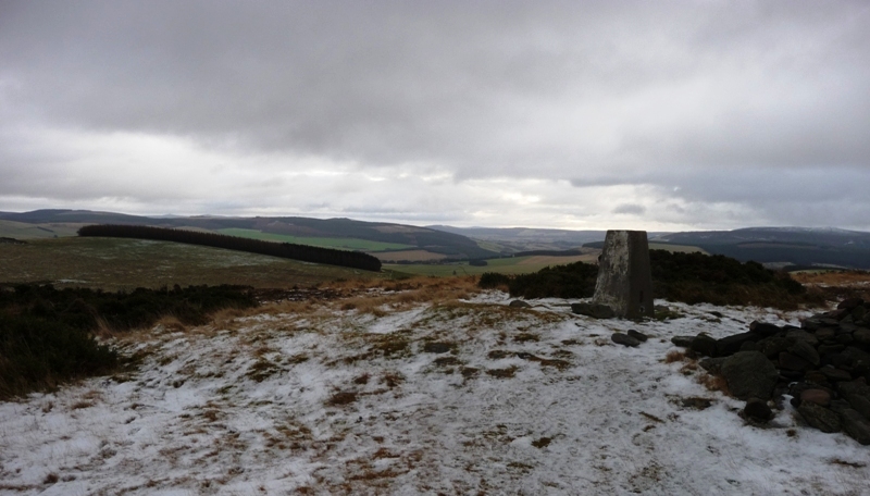 Clashmach Hill (Cairn(s)) by drewbhoy