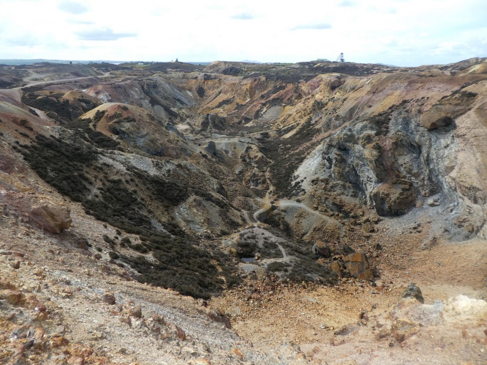 Parys Mountain (Ancient Mine / Quarry) by costaexpress