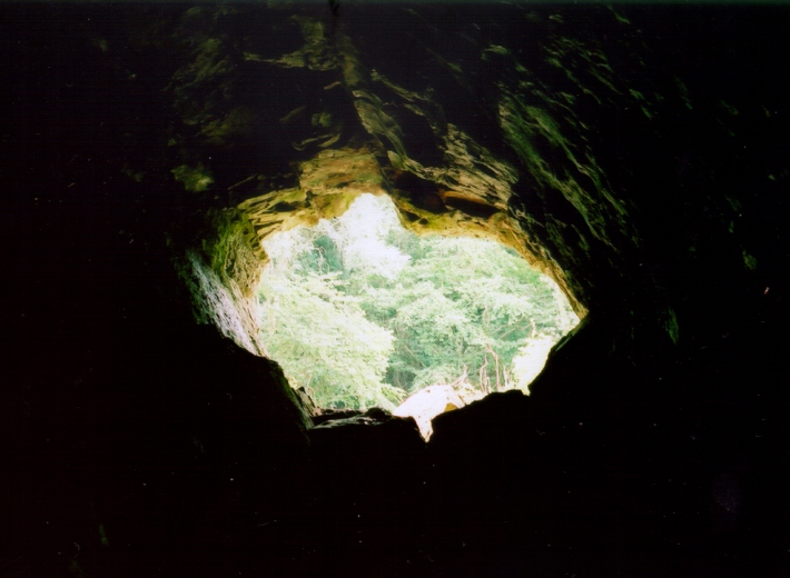 Aveline's Hole (Cave / Rock Shelter) by jimit