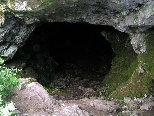 Windy Knoll (Cave / Rock Shelter) by davidtic