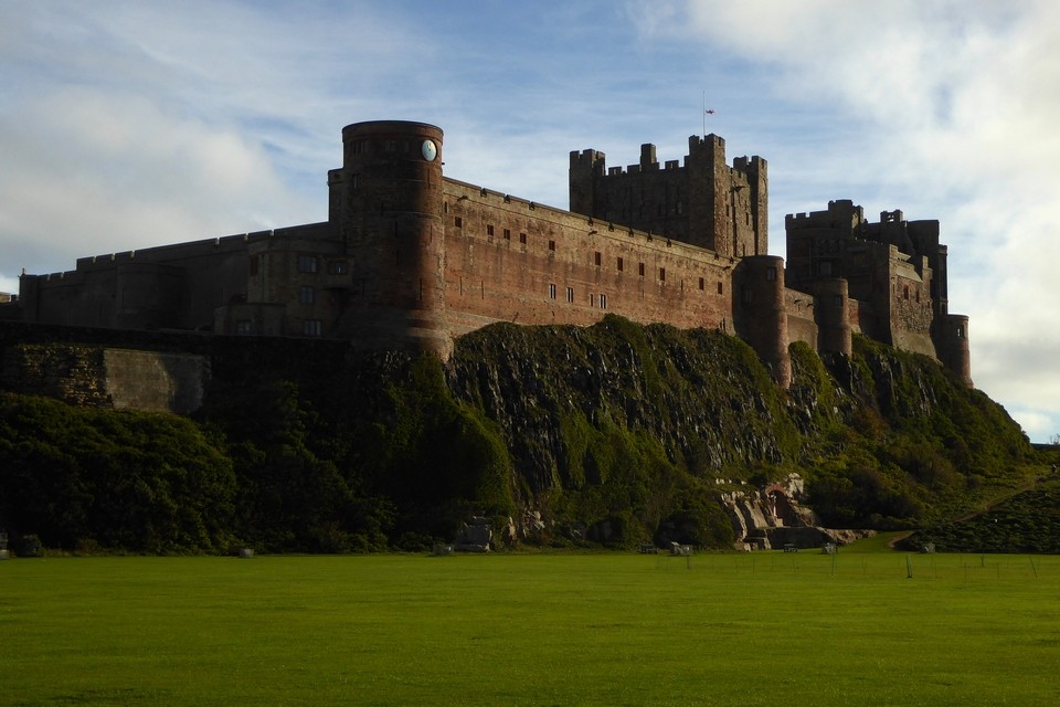 Bamburgh Castle (Hillfort) by thesweetcheat