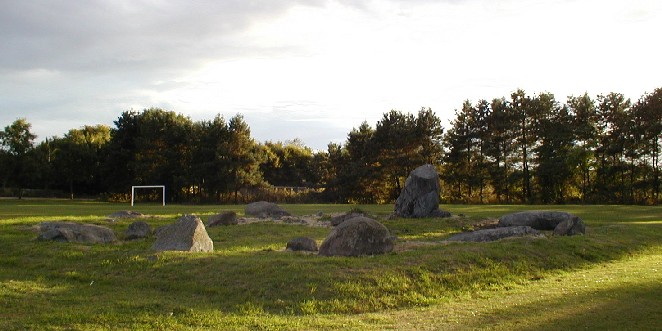 Balgarthno (Stone Circle) by pebblesfromheaven