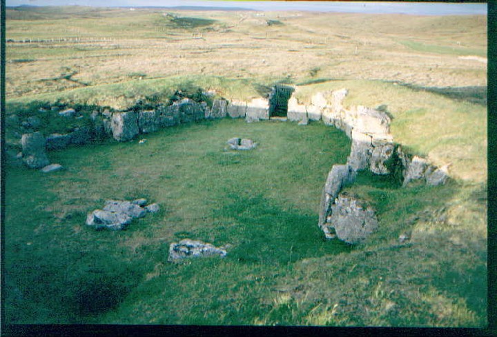Stanydale Temple (Stone Circle) by greywether