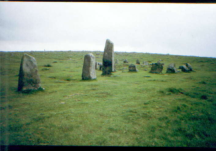 Down Tor (Stone Row / Alignment) by greywether