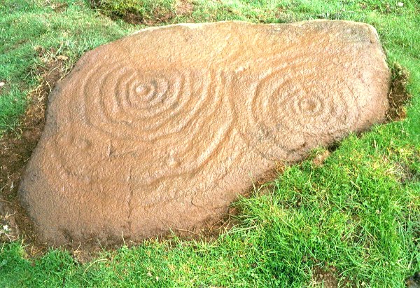 Cloanlawers (Cup and Ring Marks / Rock Art) by rockartuk