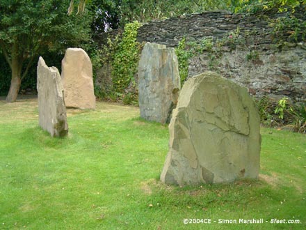 Ballaharra Stones (Burial Chamber) by Kammer