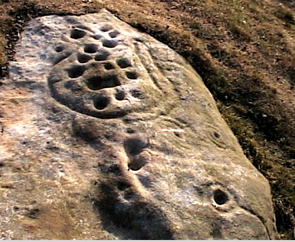 Lordenshaw (Cup and Ring Marks / Rock Art) by greywether