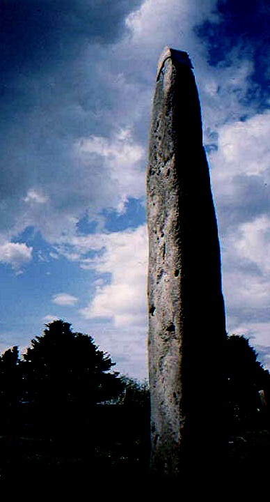 Rudston Monolith (Standing Stone / Menhir) by greywether