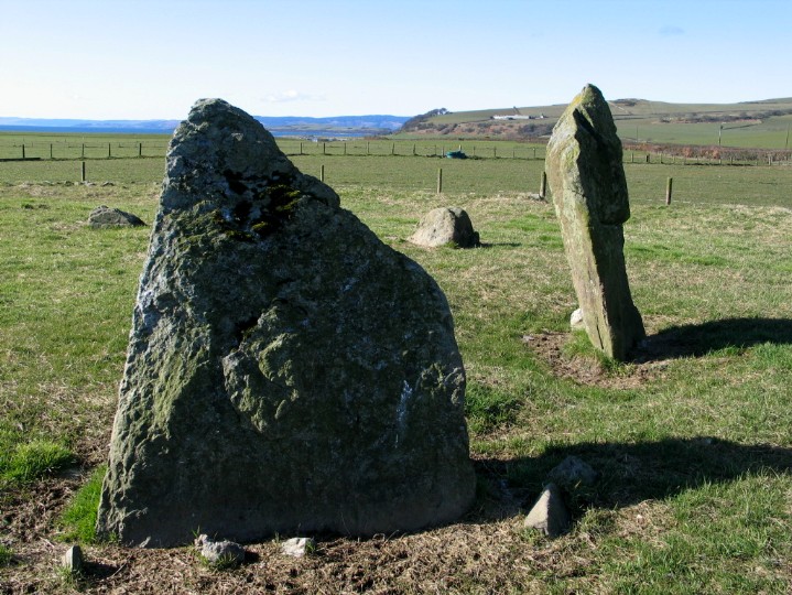 Ettrick Bay (Stone Circle) by greywether