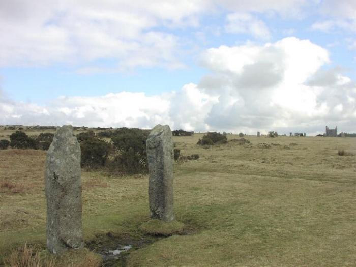 The Pipers (St Cleer) (Standing Stones) by Moth