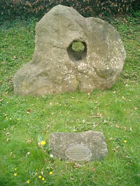 Woodborough Holed Stone (Holed Stone) by notjamesbond