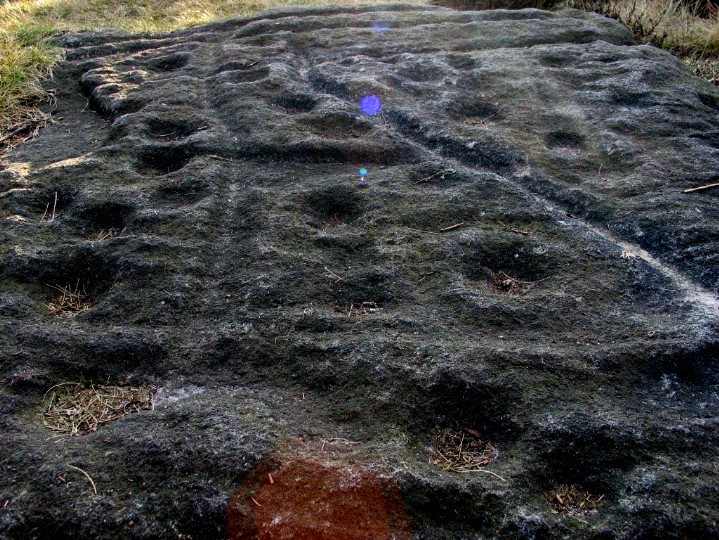 Backstone Beck West (Cup and Ring Marks / Rock Art) by greywether