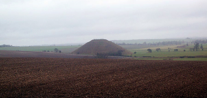 Silbury Hill (Artificial Mound) by IronMan
