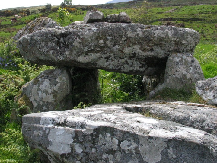 Carricknamoghil (Court Tomb) by greywether