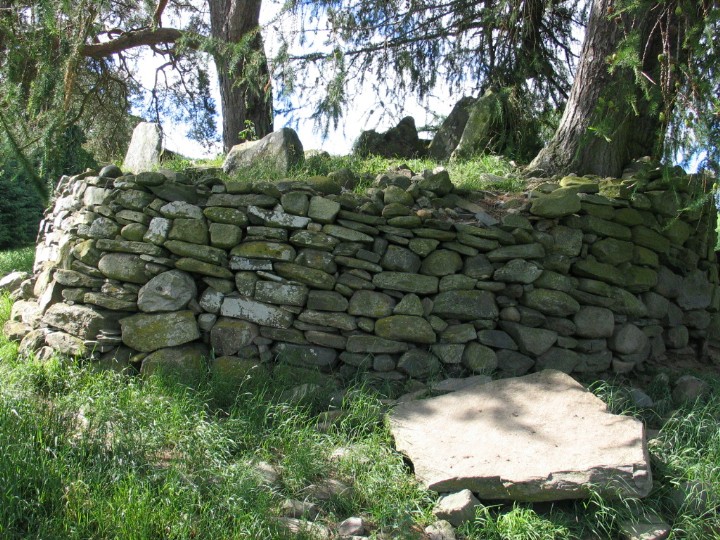 Middleton of Derculich (Chambered Cairn) by greywether