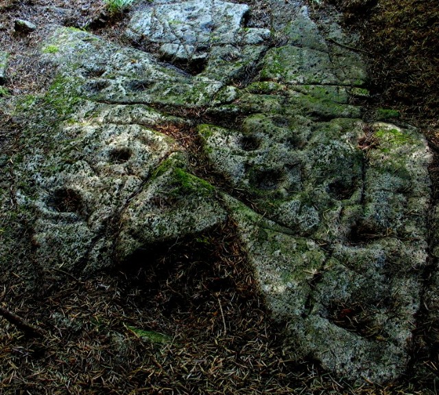 Ormaig (Cup and Ring Marks / Rock Art) by greywether