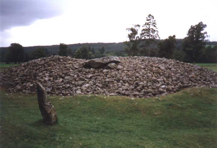 Corrimony (Clava Cairn) by BigSweetie