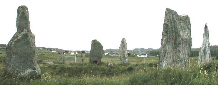 Cnoc Ceann a'Gharraidh (Stone Circle) by greywether