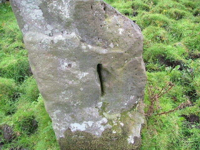 Aghnaglarig (Standing Stone / Menhir) by cozski