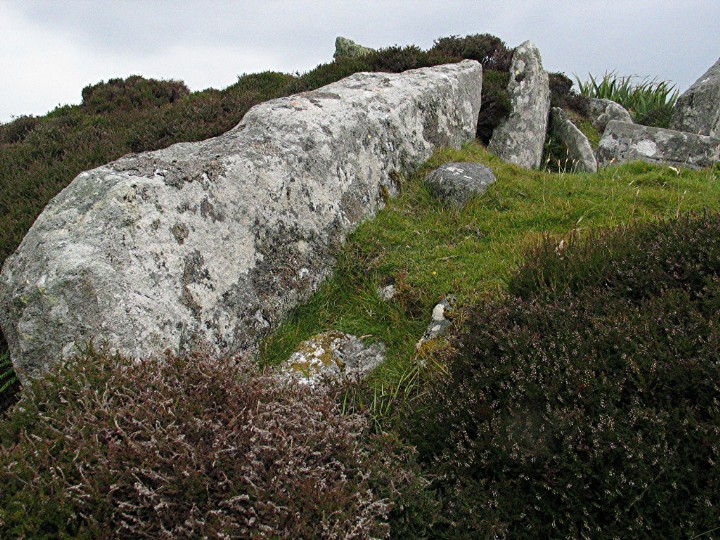 Stiaraval (Chambered Cairn) by greywether