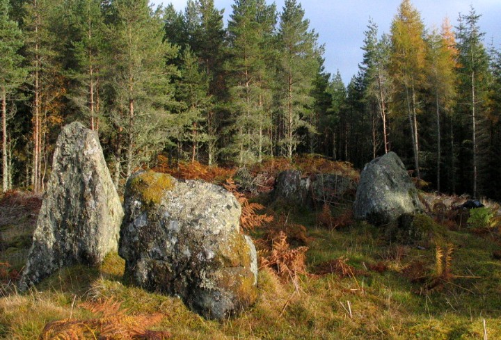 Bealachnancorr (Chambered Cairn) by greywether