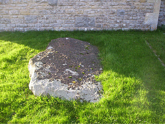 Winterbourne Monkton  (Churchyard) (Standing Stone / Menhir) by hamish