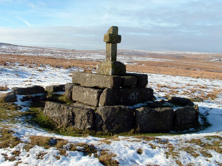 Childe's Tomb (Cist) by doug
