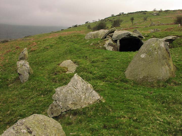 Rhiw Burial Chamber (Burial Chamber) by treaclechops