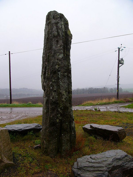 Stone of Morphie (Standing Stone / Menhir) by nobut