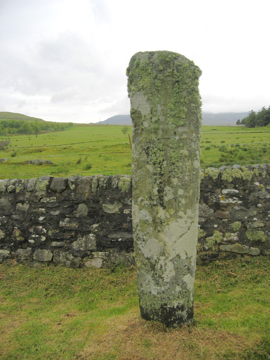 Carragh Chaluim Bhainn (Standing Stone / Menhir) by rockandy